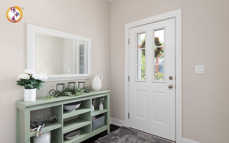 Set the Tone with an Inviting Home Entrance